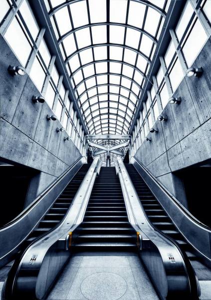 Photograph Roland Shainidze Yorkdale Subway Station on One Eyeland